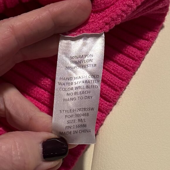 Idem Ditto Toasty Babe Turtleneck Crop Sweater - Picture 6 of 7